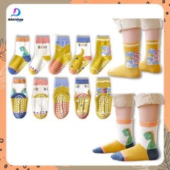 Kaos Kaki Anti Slip Anak Perempuan Laki laki Motif Lucu Import Kaus kaki Bermain Playground