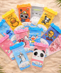 Waterproof pouch hp karakter / pelindung hp anti air / case pelindung hp karakter - Foto 2